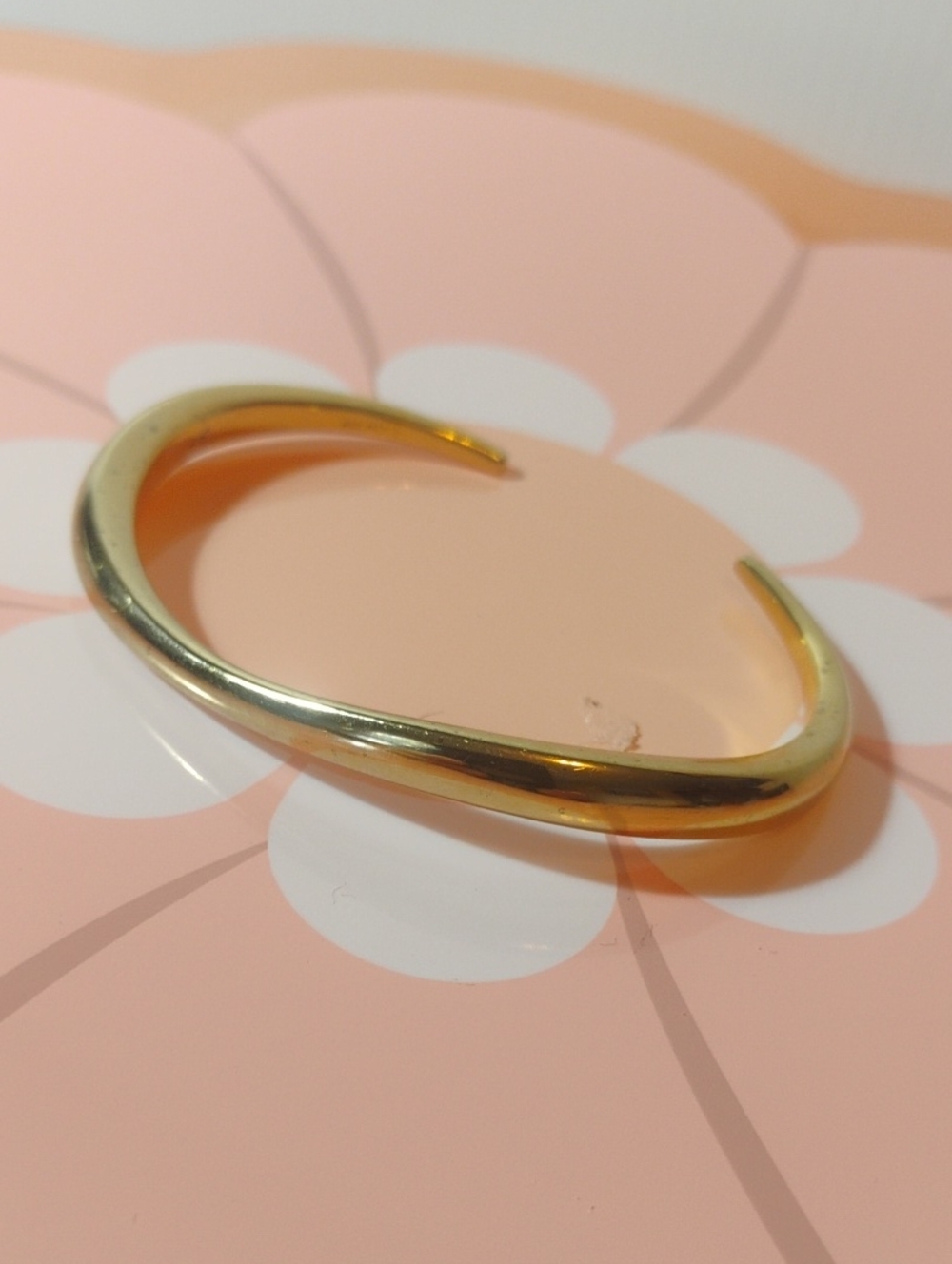 PANDORA Essence Gold Organically Shaped Open Bangle
